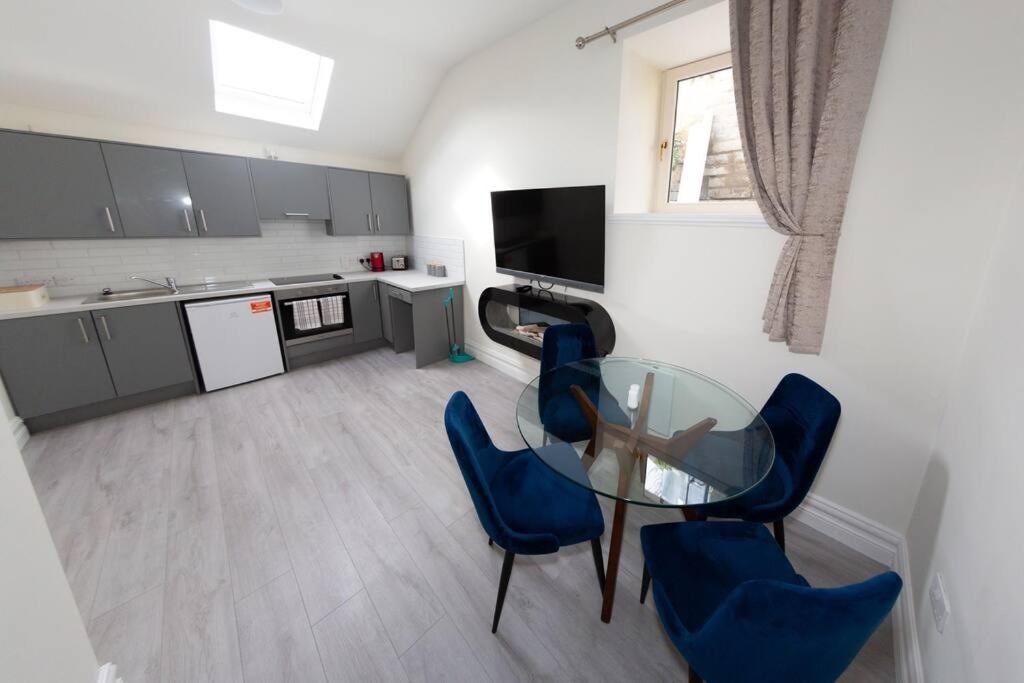 Unit 4 Tranquil Harbourside Retreat- Central Location Cobh Eksteriør billede